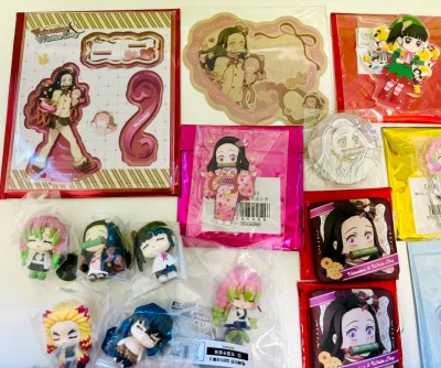 这一箱尝试了EPL，物流很迅速。箱子里用了气泡膜填充，谷子完好无损。
这次切到了不少喜欢的谷，开箱拿到梦情的时候又幸福了(´；ω；｀)我推就这样萌
总之是一次很好的体验，会继续使用！