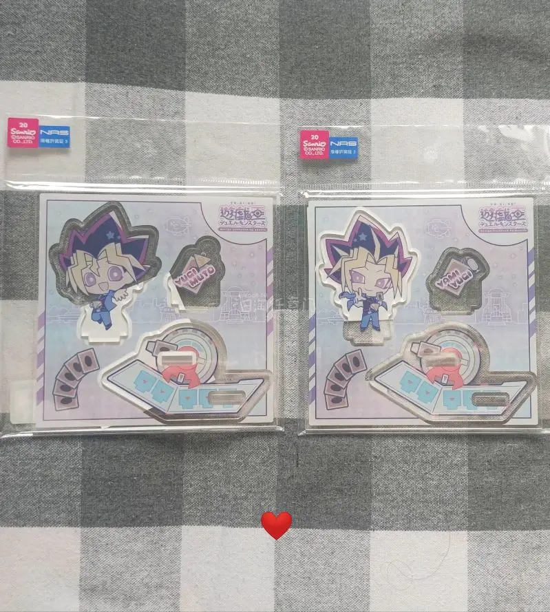 是两个不同的海星宝宝哦！！真的太可爱了小表的大眼睛更萌了有木有！是在挖煤姬日亚上切的哦手续费比煤炉便宜很多，日亚也是包岛内邮费的呢