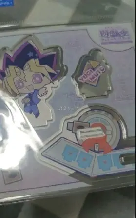 是两个不同的海星宝宝哦！！真的太可爱了小表的大眼睛更萌了有木有！是在挖煤姬日亚上切的哦手续费比煤炉便宜很多，日亚也是包岛内邮费的呢