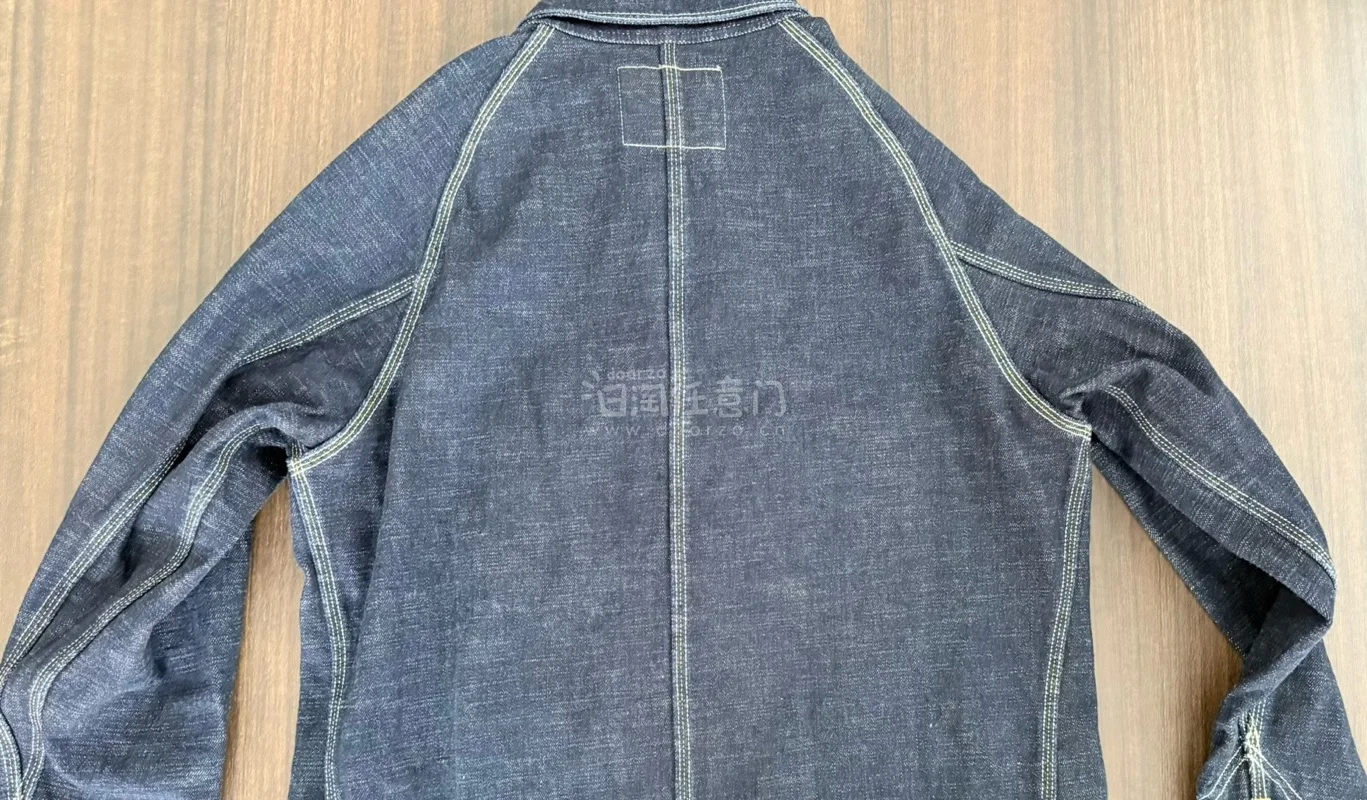 这是又一次完美的购物体验，再次买到心仪的衣服，真是太开心了，以后还是会继续无条件支持挖煤姬，很棒的平台，大家多支持！