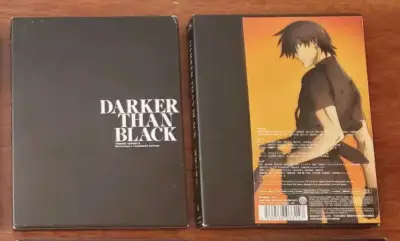 这次在挖煤姬日淘平台入手了心心念念的《黑之契约者》限定版DVD，拆箱的瞬间直接被戳中！包装质感绝了，外封的角色插画细节拉满，黑叔的冷峻、琥珀的灵动都完美还原，磨砂工艺摸起来超有分量，完全是官方周边该有的水准，摆在收藏柜里直接成了显眼包！
 
更惊喜的是挖煤姬的购物体...这次在挖煤姬日淘平台入手了心心念念的《黑之契约者》限定版DVD，拆箱的瞬间直接被戳中！包装质感绝了，外封的角色插画细节拉满，黑叔的冷峻、琥珀的灵动都完美还原，磨砂工艺摸起来超有分量，完全是官方周边该有的水准，摆在收藏柜里直接成了显眼包！
