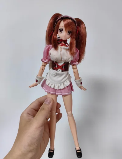 这个价位能做到这样太惊喜，面相不崩、涂装工整，细节也没怎么偷工。虽然有轻微模线，但完全不影响整体美观。性价比天花板，造型也可爱！