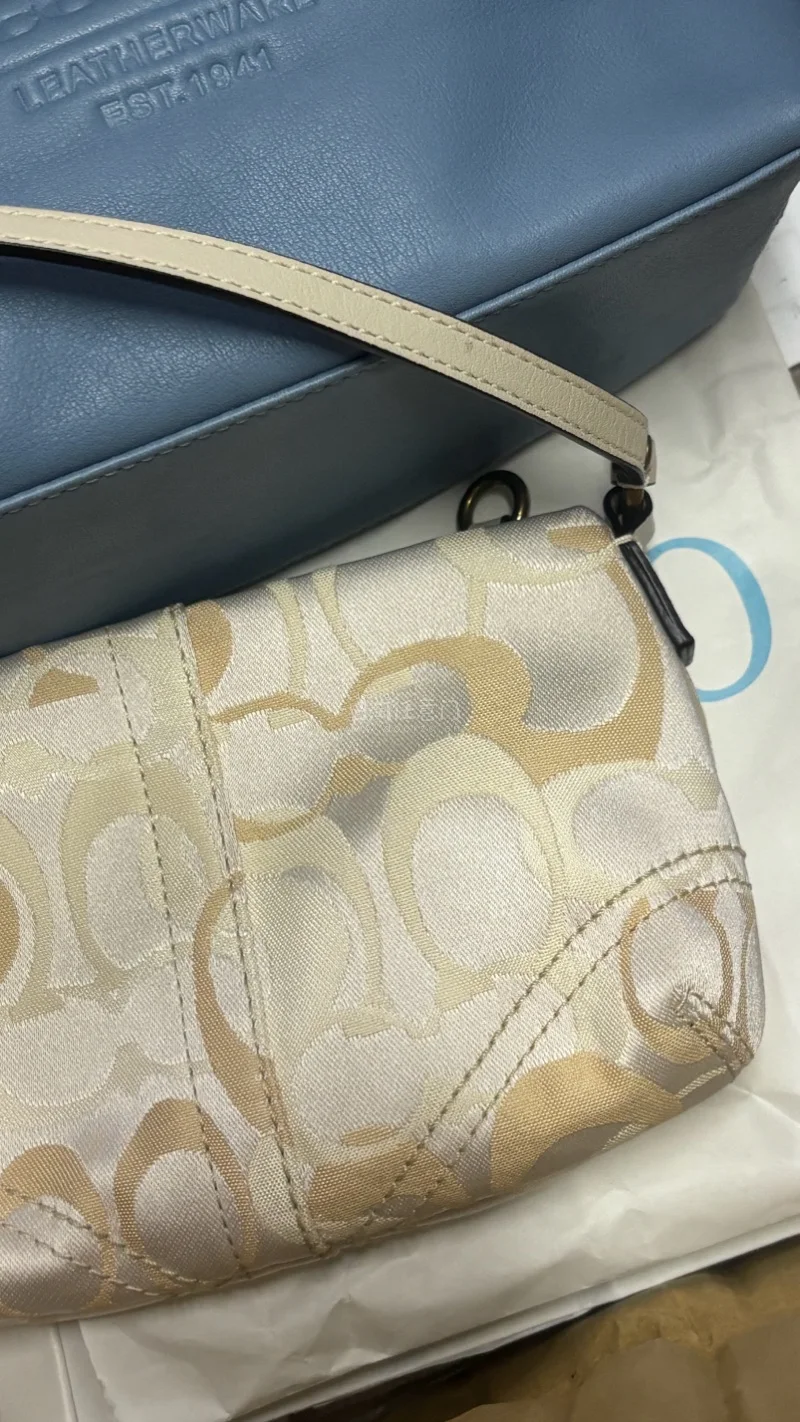 作为海淘新手，挖煤姬太友好了！中文界面、一键翻译、支付宝直付，完全不用懂日语。代拍快、流程顺，入库检查细致，打包用心，清关申报全帮办。安全下车，商品和描述一致，性价比超高，强烈推荐给想日淘的朋友！
