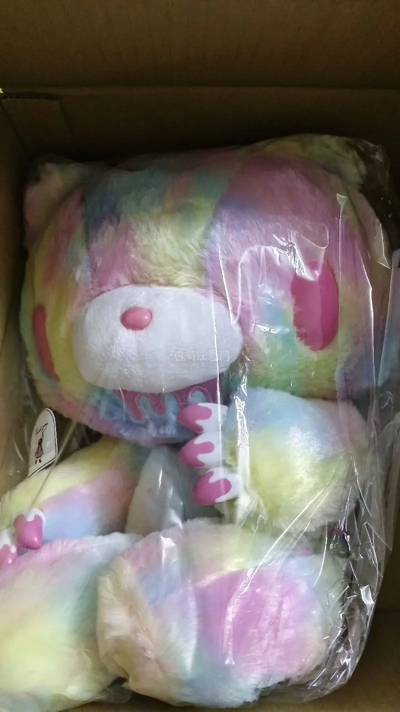 非常开心通过挖煤姬切到了自己喜欢的暴力熊玩偶，真的非常新很大一只特别萌，包装的很好，箱子很厚没有一点损伤得拿到了。