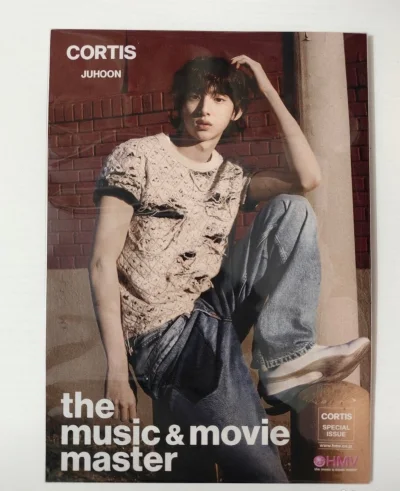 虽然略有弯折 但是整体速度很快 服务很完善 而且海报就是hmv日本特典海报 包真 所有的购物流程一体化方便