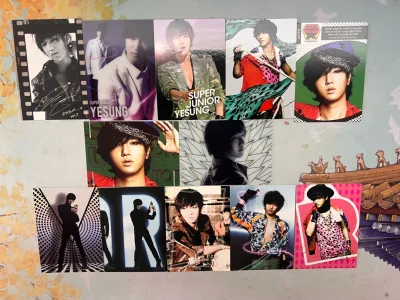 来自一个迟到很久的订单！
在收藏卡还没有涨价之前成功切到了一套！好价不多见，去年特别多！
帮朋友切到了好价小立牌！美美哒！
顺便买到了好价云封5辑，没想到带签！简直不要太快乐！
2026还要继续快乐切煤！