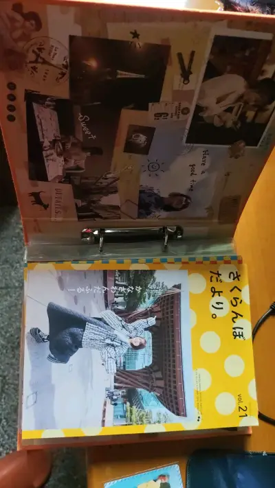 这次入手内田真礼和水濑祈的会刊，体积重量比较少，运费没那么高了，其实文件夹最重，后面还有，希望凑齐。