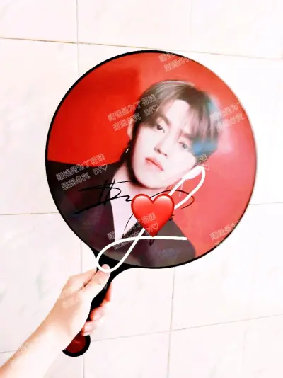 怀念这个时期的劳逸，唉哟漂亮的很……泪目了
劳逸快点减肥吧求回春教程呵呵呵。
额不知道说什么好了就这样吧
哈哈哈哈哈哈哈挖煤姬太棒了