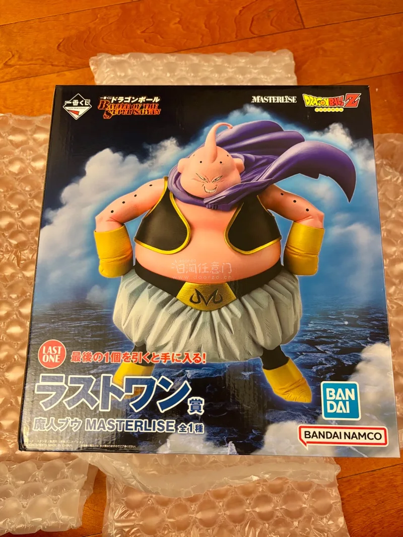 龙珠一番赏 超级赛亚人之战 
A赏 超三孙悟空 B 赏 超赛孙悟空
超级的还原原画风格 
还有俩大反派人物 胖布欧和 弗利萨 非常喜欢