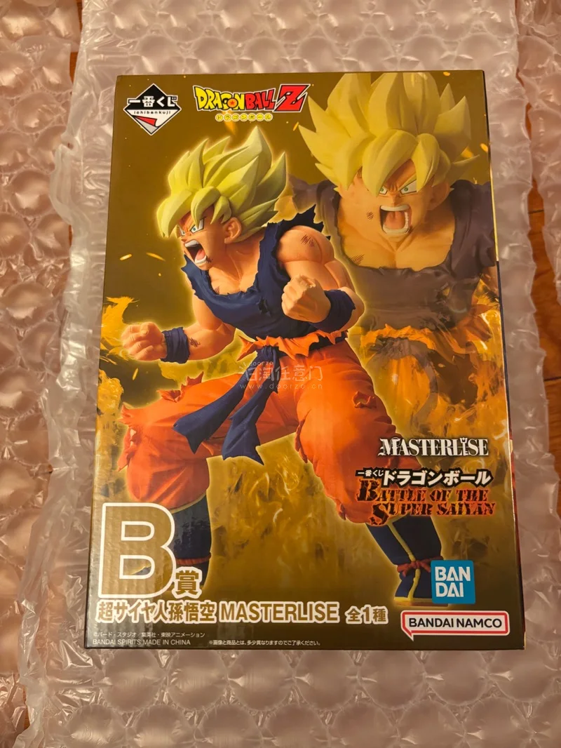 龙珠一番赏 超级赛亚人之战 
A赏 超三孙悟空 B 赏 超赛孙悟空
超级的还原原画风格 
还有俩大反派人物 胖布欧和 弗利萨 非常喜欢