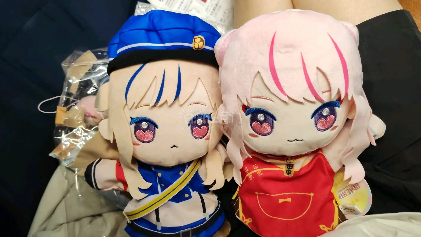 选的是强化加固包装，包装很到位东西都没有损伤，陶瓷马克杯都安然无恙。到的周边状态也很好，和预览图没有什么差别，体验很好。还有两单马上到，以后也会继续使用挖煤姬！