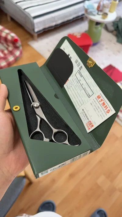 东西如期而至，初次日淘没有踩坑，挺好的！我挺满意，唯一缺点就是拍卖竞价有好几个竞拍的，价格翻了一倍多！呜呜