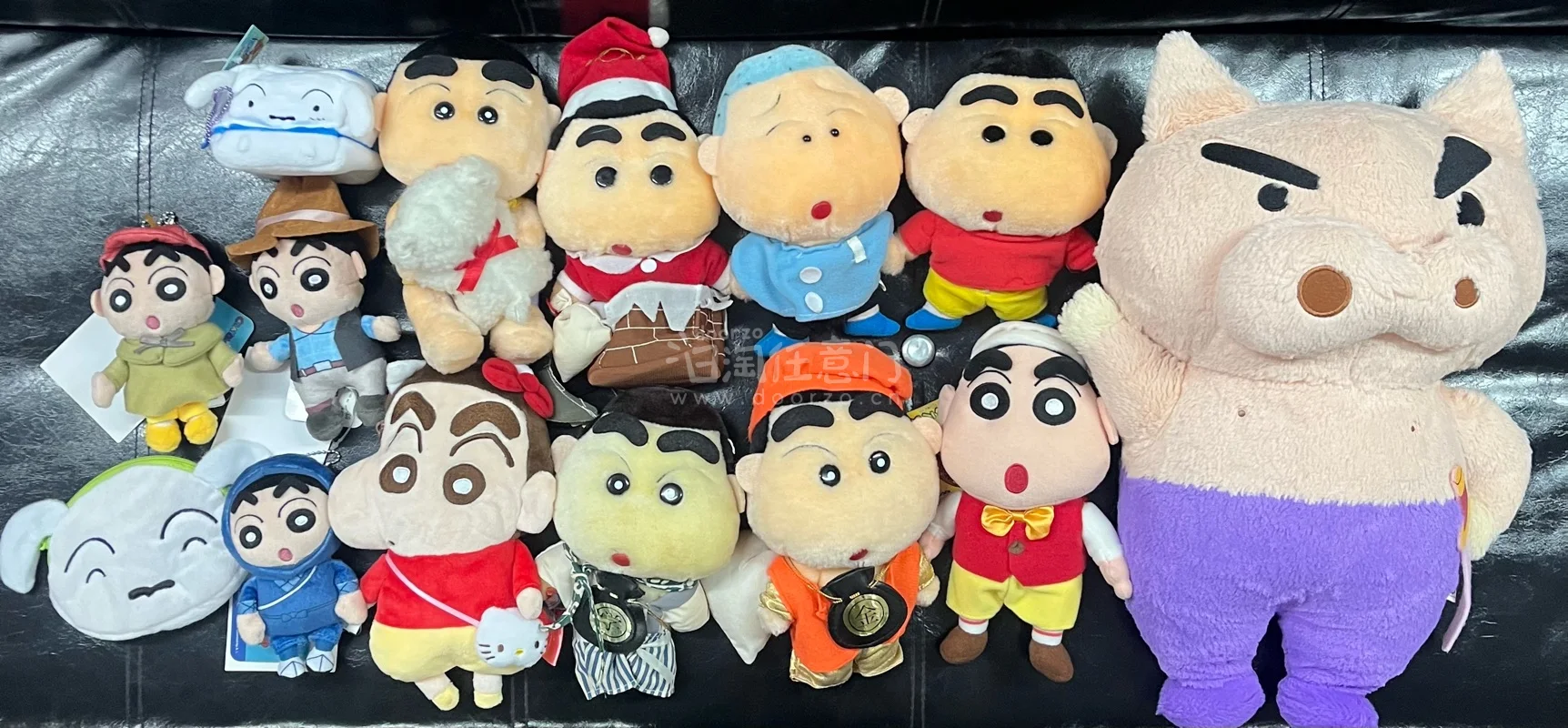 大家好！欢迎收看我的四月日淘任意门开箱分享。日淘任意门是一个跨境转运平台，定位是日本海淘一站式服务商，对于单机吃谷人十分友好。这次我切的都是蜡笔小新周边，选择的线路是日淘任意门竹蜻蜓专线。包裹增值后实重1190g国际运费970日元。实际时效用了十天，速度较快，很推荐...