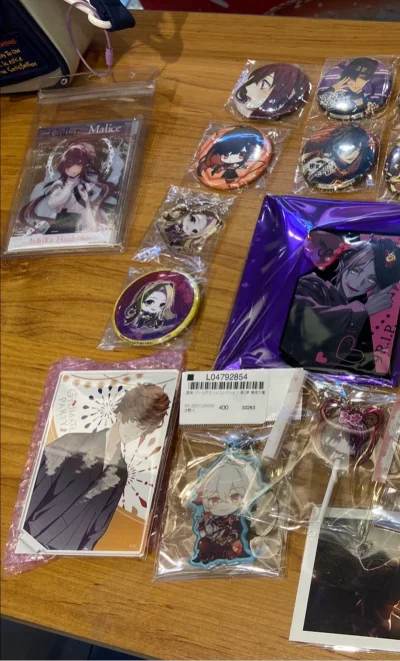 每一次用挖煤姬日淘吃谷，开箱的时候都是最开心的，喜欢的谷子由挖煤姬代切，再合箱用竹蜻蜓发货稳稳的拿到手上?以后也会继续用挖煤姬愉快的日淘吃谷