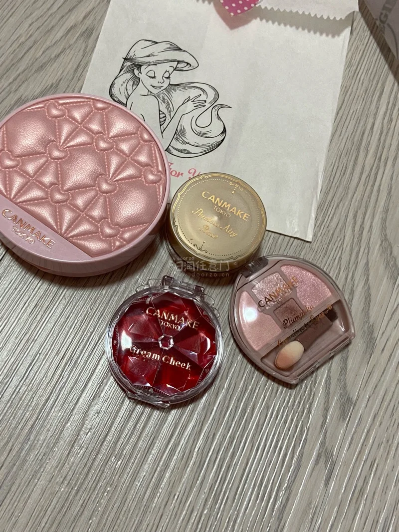 这次切了一套卒业服 一条鱼尾裙和一个妆前膏 每件都非常满意 价格也很低廉 打包超用心 气泡膜裹得严严实实 到手一点磕碰都没有 物流更新及时 清关也顺利 每次开箱都超安心 已经连续N单安全下车  日淘党闭眼冲 挖煤姬真的可以永远相信！