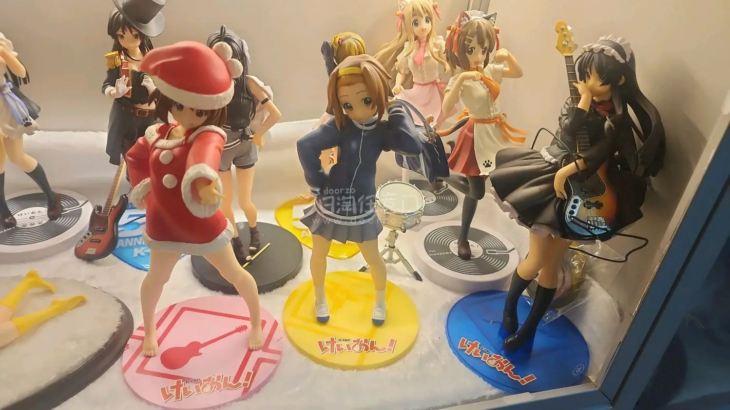 
挖到宝啦！挖煤姬真的太好用，全程中文无障碍，合箱省钱又省心。蕾姆娇俏温柔一眼心动，秋山澪气质绝绝子，手办质感超棒。二次元狂喜，日淘手办认准挖煤姬！
 
