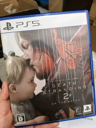 第一次海淘游戏光盘，一点都没踩雷，盘面毫无痕迹。还买了限定dvd，带了拉页和明信片，超级好看，编号还正好是520结尾。挖煤姬的打包服务很好，物品无损伤，这次海运也很快，二十天就到了。