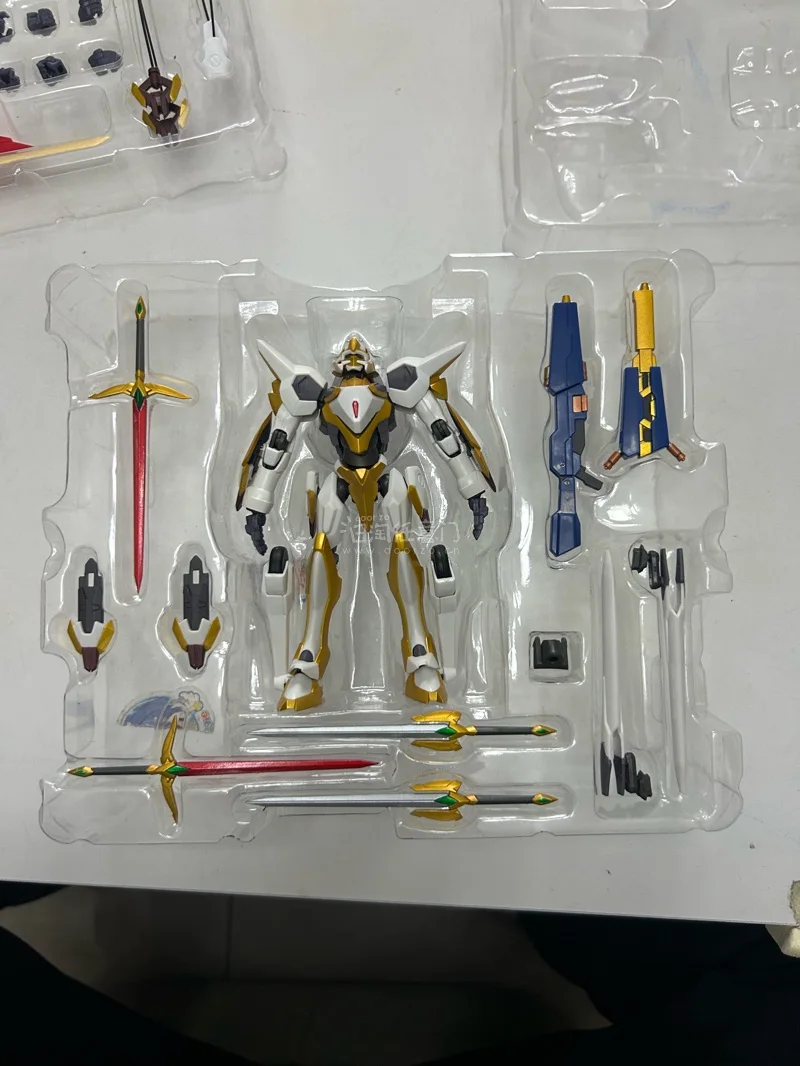 很愉快的一次购物体验，卖家发货快。打包很用心。物流很大的一包。里面放了很多气泡膜，东西到手很完美。手办没有一点损伤。到手很满意。还会继续回购！