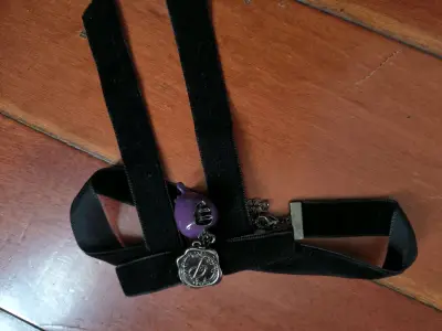 在挖煤姬切了首饰和帆布包还有一点谷，用上每周都会给的免手续费券之后切小东西回来很实惠，加上竹蜻蜓的免税，比在国内收h价以及一些市面上收不到的谷要方便很多。


