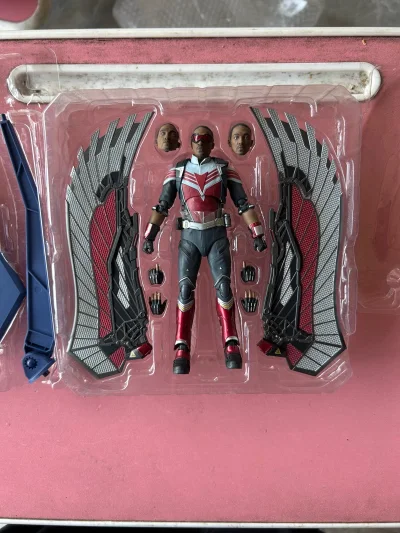 在挖煤姬上代购好多次了，总的来说还是十分可靠的。物流方式也有多种选择，物流价格十分的优惠，还可以用积分抵扣。发货速度十分惊人放心，打包也给力，还会继续支持