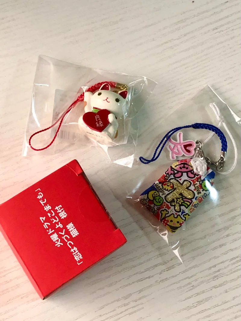 第一次使用挖煤姬 功能很好 服务也不错 客服也超级可爱 有问必答
物品包装很好 物品收到后一点损伤也没有
总结下来就是很喜欢 终于购入到了很喜欢的小物品 希望我的拍照技术还不错
我将会一直使用挖煤姬的！♡