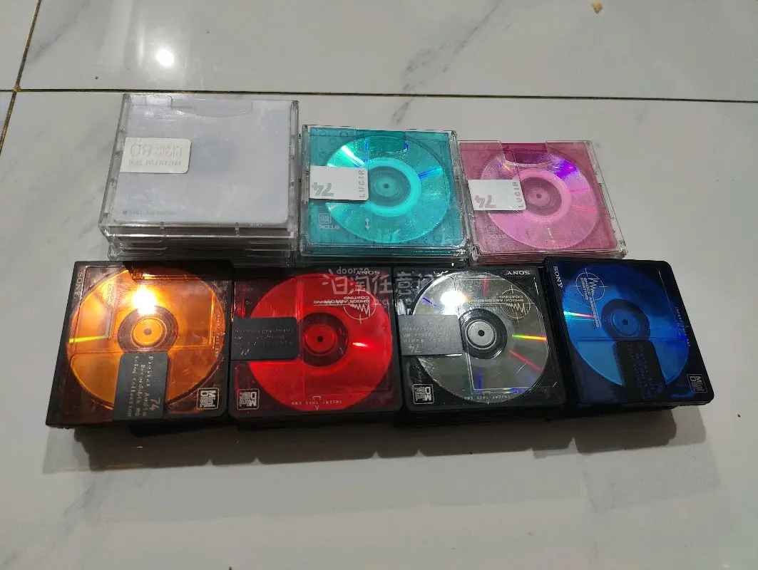 挖煤姬四月切煤开箱分享，这一箱是一些MD碟片，走的EMS，发货和物流都很迅速，包装也很好，商品没有损伤，挖煤姬很好的海淘购物平台。