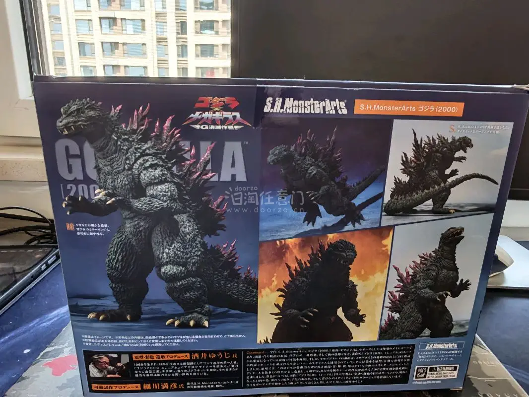 在煤炉偶然发现的超好价新世纪，走的EPL不到两周就到货了，保存的很完好盒子没有磕碰损坏，本体真的是美如画关节正常，也是非常的完美