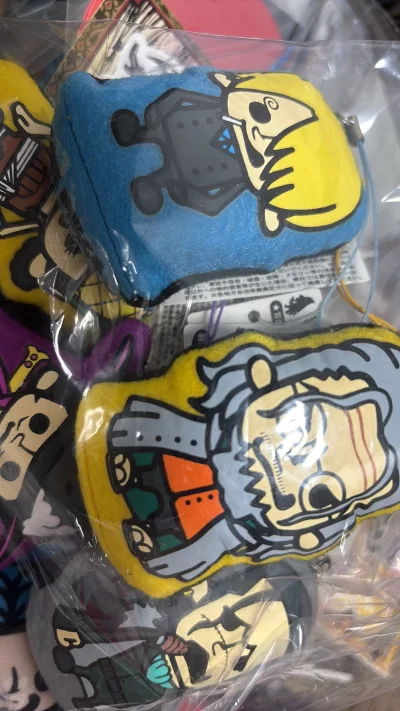 谷子瘾上来了，直接去挖煤姬翻找，然后被这个有原袋的谷子吸引了，国内淘谷子有时候没有原袋比较麻烦，所以在这个app看到就直接下单了，用券后只需要付本体跟运费就好了，到手飞快，发货迅速，打包也很好