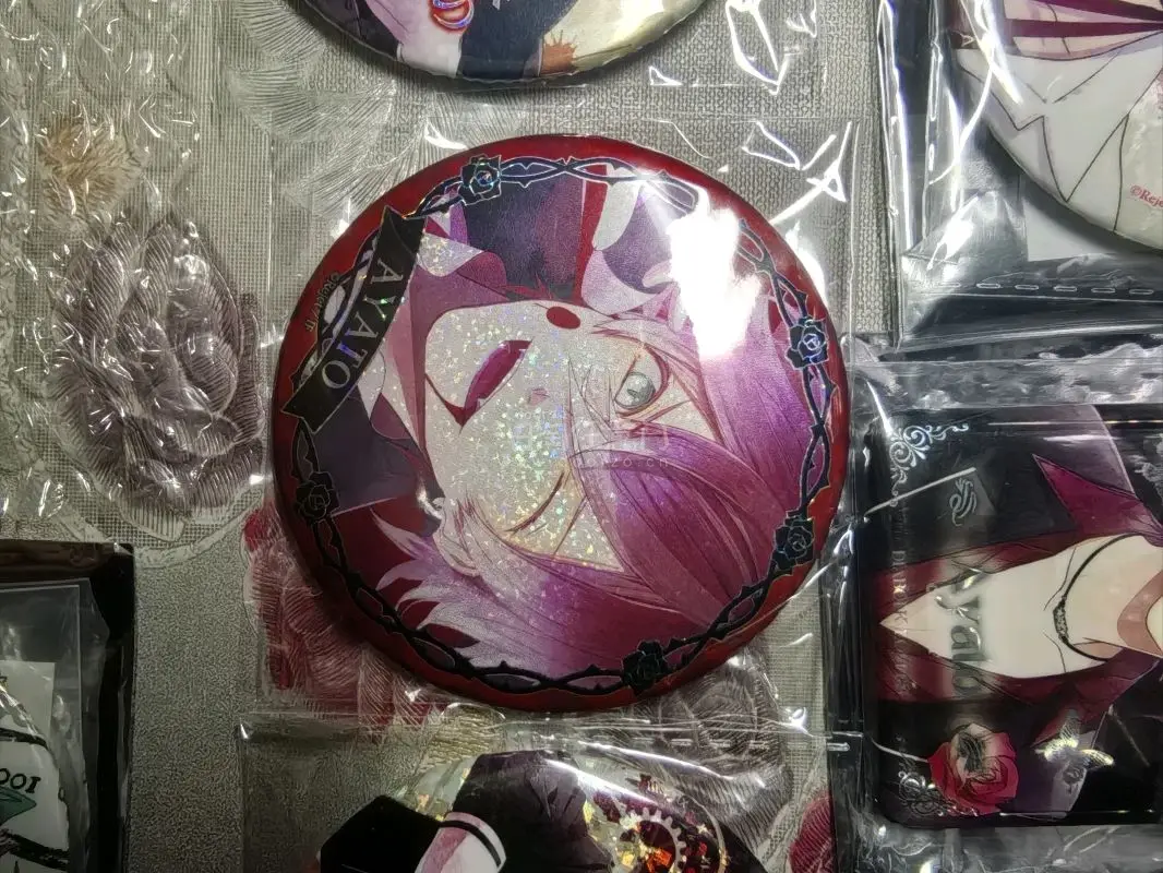 这次在挖煤姬收的逆卷绫人吧唧，整体体验很满意。吧唧品相都不错，没有明显锈迹和压痕，保存得很好，款式也都是自己想要的，很符合预期。挖煤姬合单打包很扎实，用气泡袋裹得很严实，运输过程没出问题，清关和物流速度也都正常，从下单到收货流程顺畅，没什么麻烦，后续收周边还会继续用...这次在挖煤姬收的逆卷绫人吧唧，整体体验很满意。吧唧品相都不错，没有明显锈迹和压痕，保存得很好，款式也都是自己想要的，很符合预期。挖煤姬合单打包很扎实，用气泡袋裹得很严实，运输过程没出问题，清关和物流速度也都正常，从下单到收货流程顺畅，没什