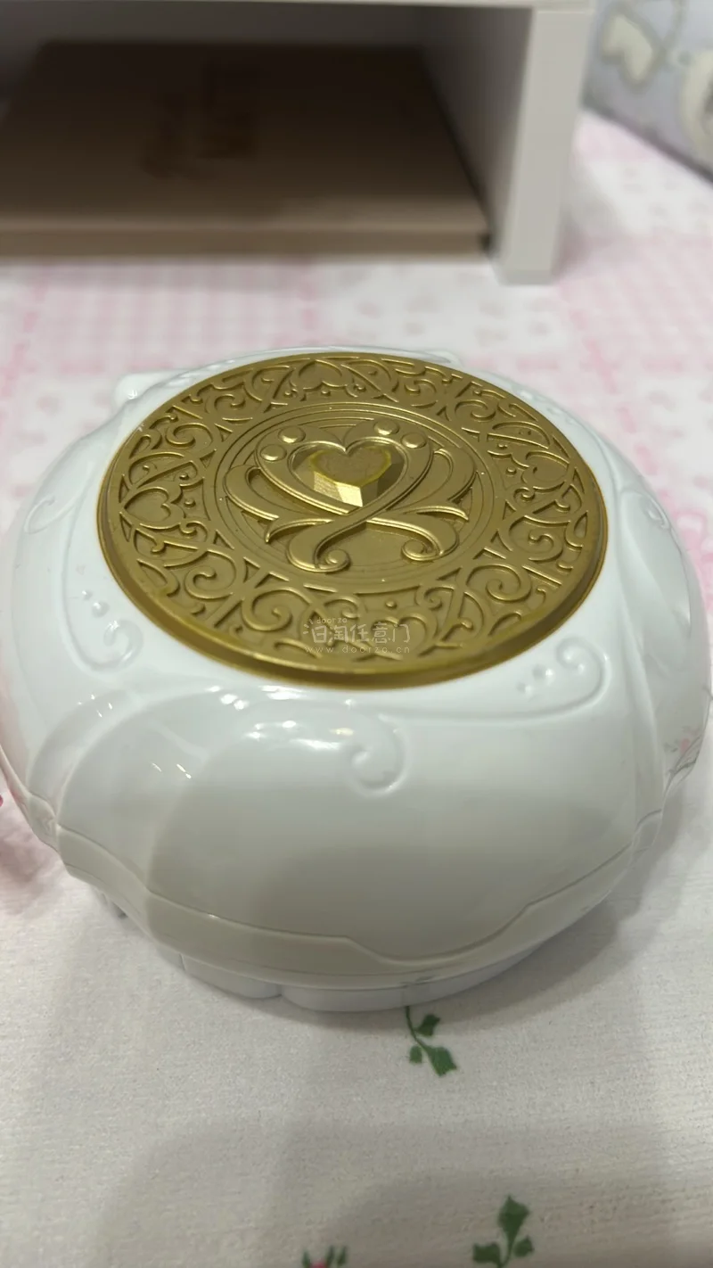 这次的体验也非常好，平台很给力，非常负责任，很开心能收到，物流也不算很慢，但是报关的时候比较慢，总体来说是很好的一次体验