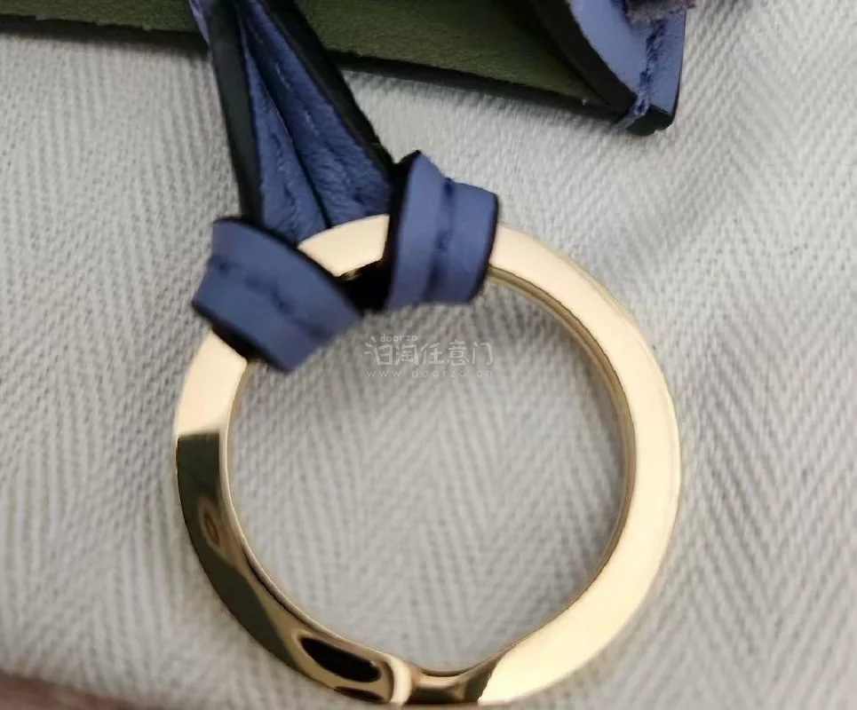 蹲到了价格比较好的商品，希望多扩宽海外市场，可以买到欧洲二手以及其他地区商品，目前扩的韩国区域也有尝试购买，都相对顺利