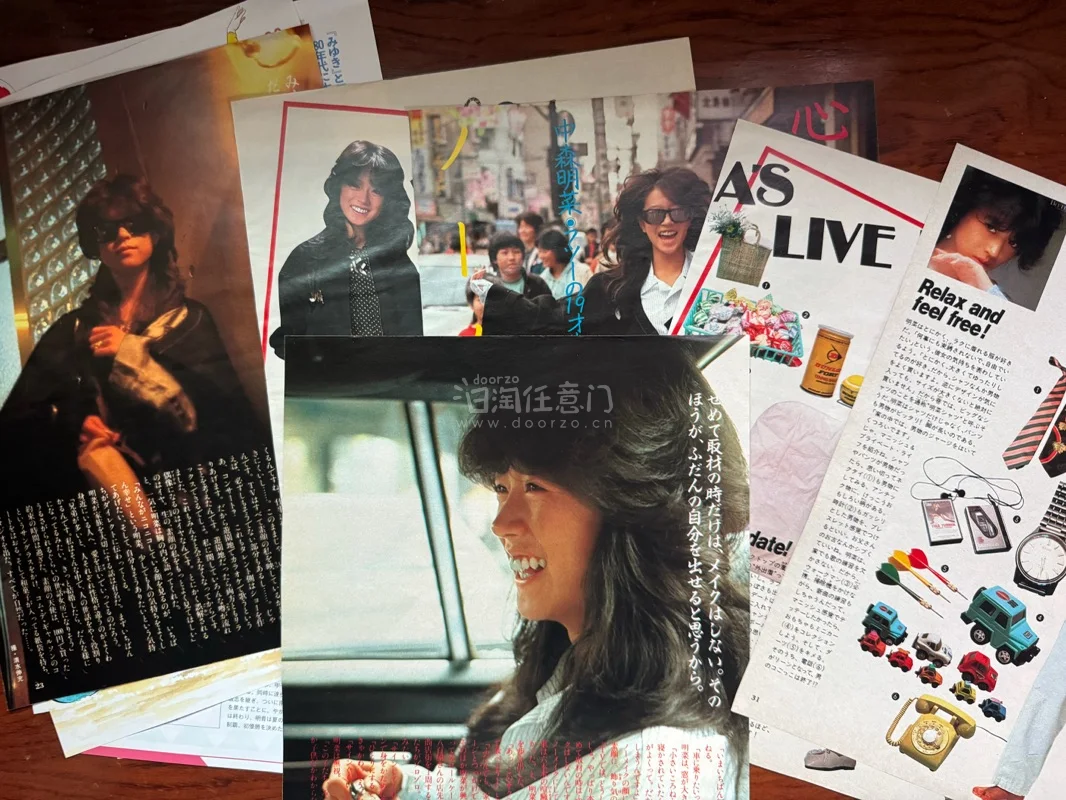 在挖煤姬初次切煤体验超棒，中文界面+自动翻译，切煤炉、骏河屋还有雅虎都很方便。下单快捷，支持合箱省运费，打包超用心，贴纸、相卡、挂件都加固严实，无磕碰。物流顺畅，到手谷子品相完好，价格比国内划算，吃谷人必备，省心又快乐。