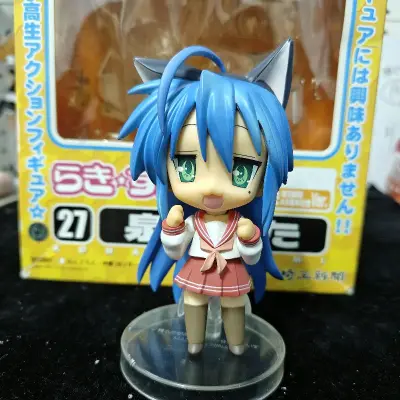 蹲了很久才蹲到这个可爱的泉此方，可惜有点发黄了，虽说老物，但是也算是物超所值吧。感谢挖煤姬又让我找到了喜欢的东西。