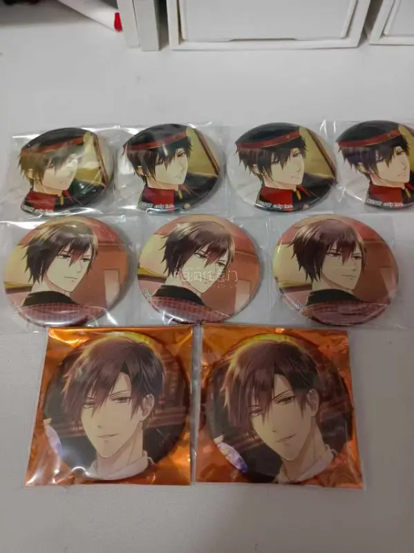 这次收谷真的超惊喜！吧唧图案印刷超清，色彩鲜亮零色差；通透感绝了，手感质感都特别棒✨
 
包装超用心，每个周边都单独套气泡袋严实包裹，全程不怕运输磕碰损坏，保护得超到位！
 
物流时效也很清晰：整体收货约2周，审核出库1周，国际转运+国内派送1周，进度透明不拖沓～
...