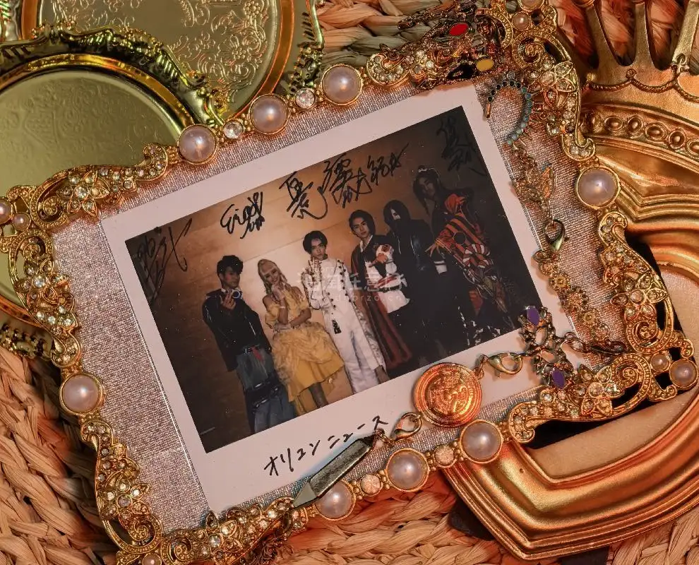 看到价格的时候还是有点犹豫的，不过喜欢的心情占了上风，最终还是下单了。挖煤姬下单速度还可以，比起同类软件有个可以参与煤炉拍卖的优势，在我这使用频率还是比较高的。