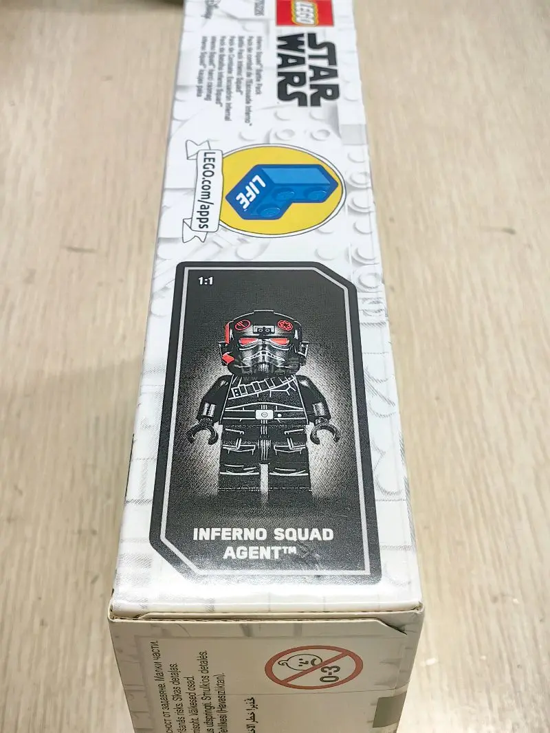 第一次在挖煤姬买东西，一开始还担心很多，怕包装压坏，或是里面东西不好，但是最后收到手无敌成色，以后还会在挖煤姬继续买东西的