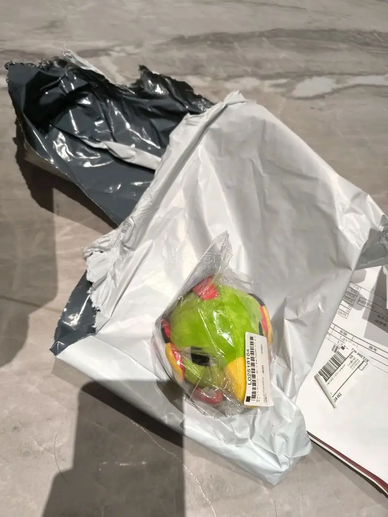 切的几个骏的宝毛绒，都很好价，包装也相当厚实包了好几层运费也不贵，希望竹蜻蜓包税线早日回归吧，会支持的