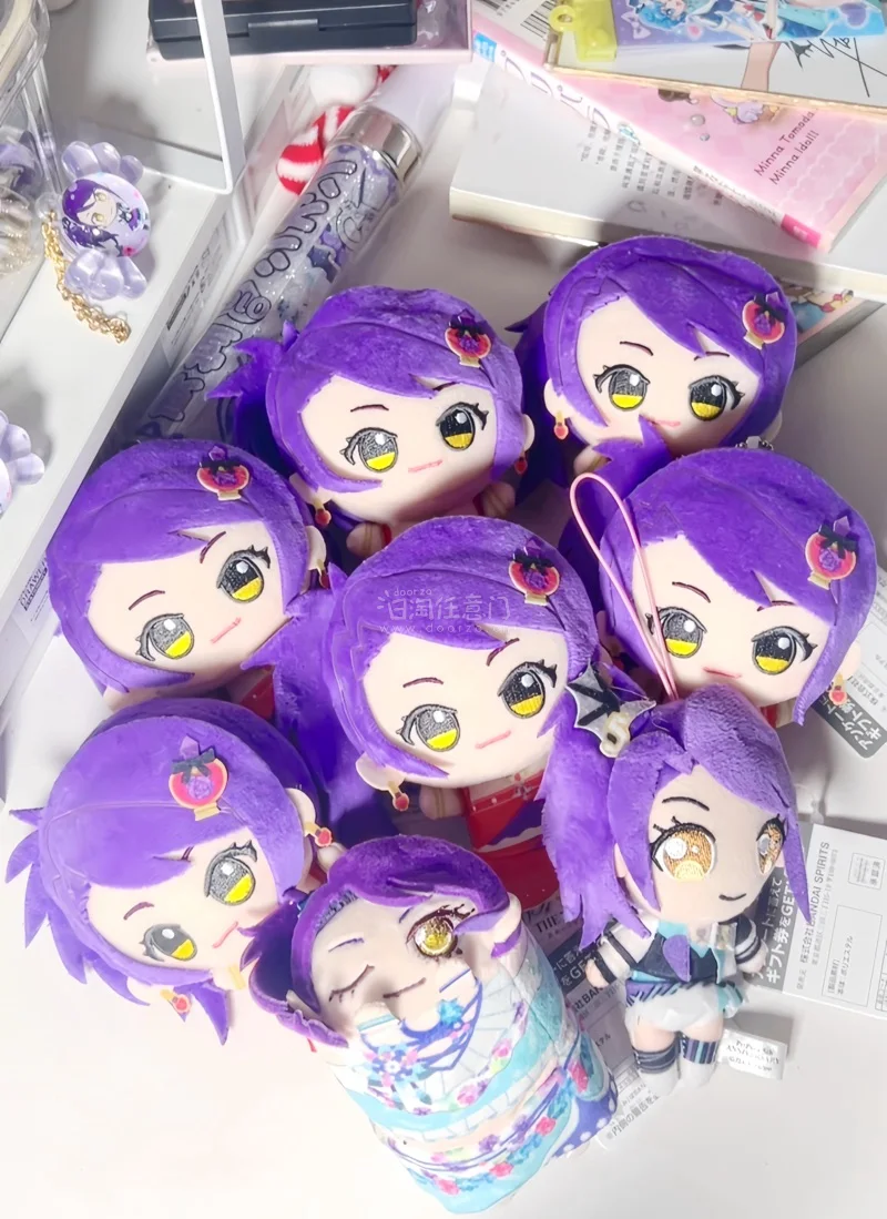 这次的周边购物体验超级棒！收到的努努玩偶，品相完全超出预期。毛绒面料柔软细腻，没有掉毛和异味，刺绣精致工整，眼缘灵动，高度还原了角色的紫色发型与标志性特征，手感软糯超治愈。

卖家发货特别快，包装非常严实，特意用了气泡膜保护，收到时玩偶完好无损，没有任何挤压变形。作...