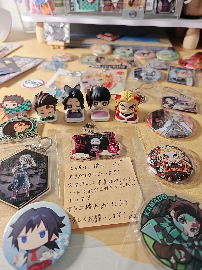 切煤大成功！
卖家宝子还给写了手写便签！好感动
东西都包装的很好，物品状态也都很好
感谢卖家感谢挖煤姬！