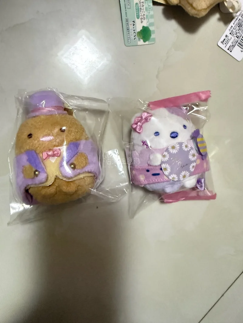 挖煤姬站点丰富活动多，每天签到可领积分，每周还会发免手续费优惠劵。界面操作简单易上手搜索功能强大，这次主要买了角落生物毛绒 蹲到了10周年黄猫白熊猪排手玉 金字塔小山 很适合春天踏青的时候一起拍照 走了epl路线 积分抵扣 一个月收到啦 包装完好没有损坏