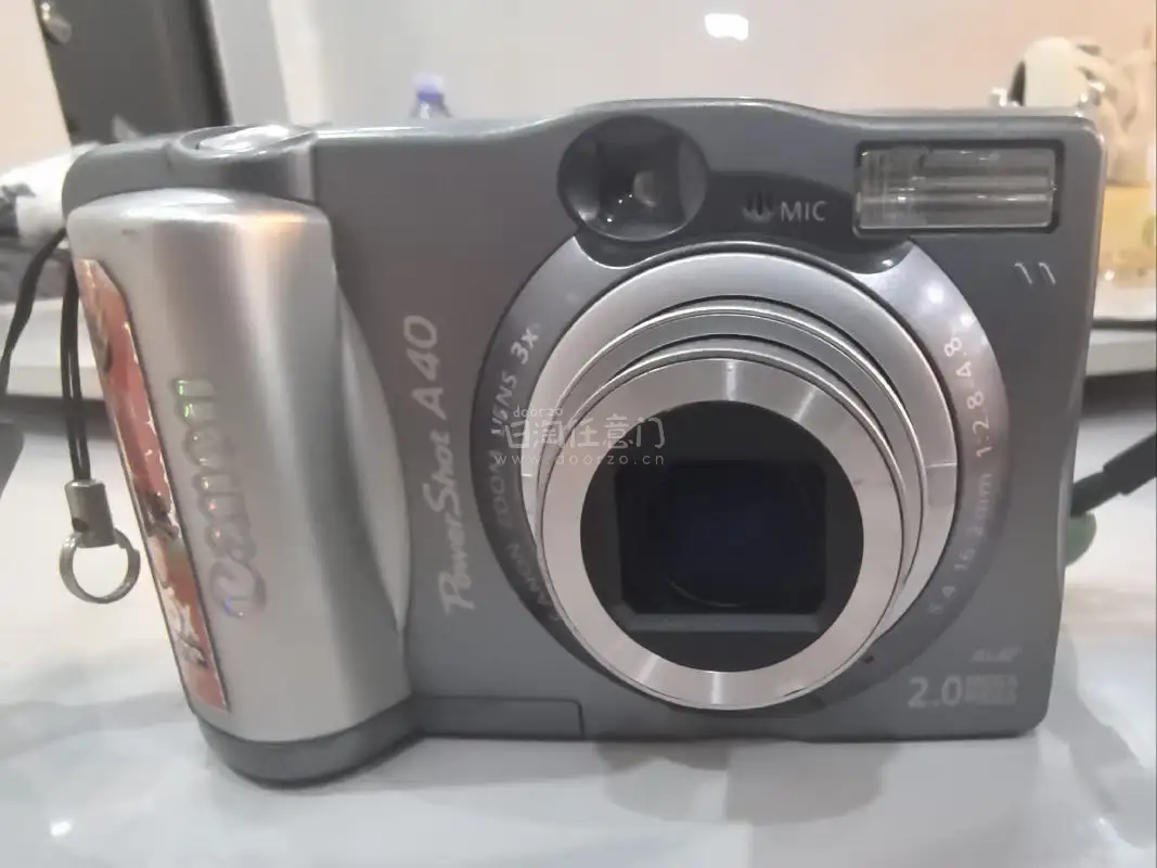 这是第五次日淘了，里面的相机，我淘到的都能用，和网页看的一样，没有出入，拍立得是赚到了，用很低的价格入手了，CCD也都是完好的，功能齐全，会继续回购，比国内网站便宜