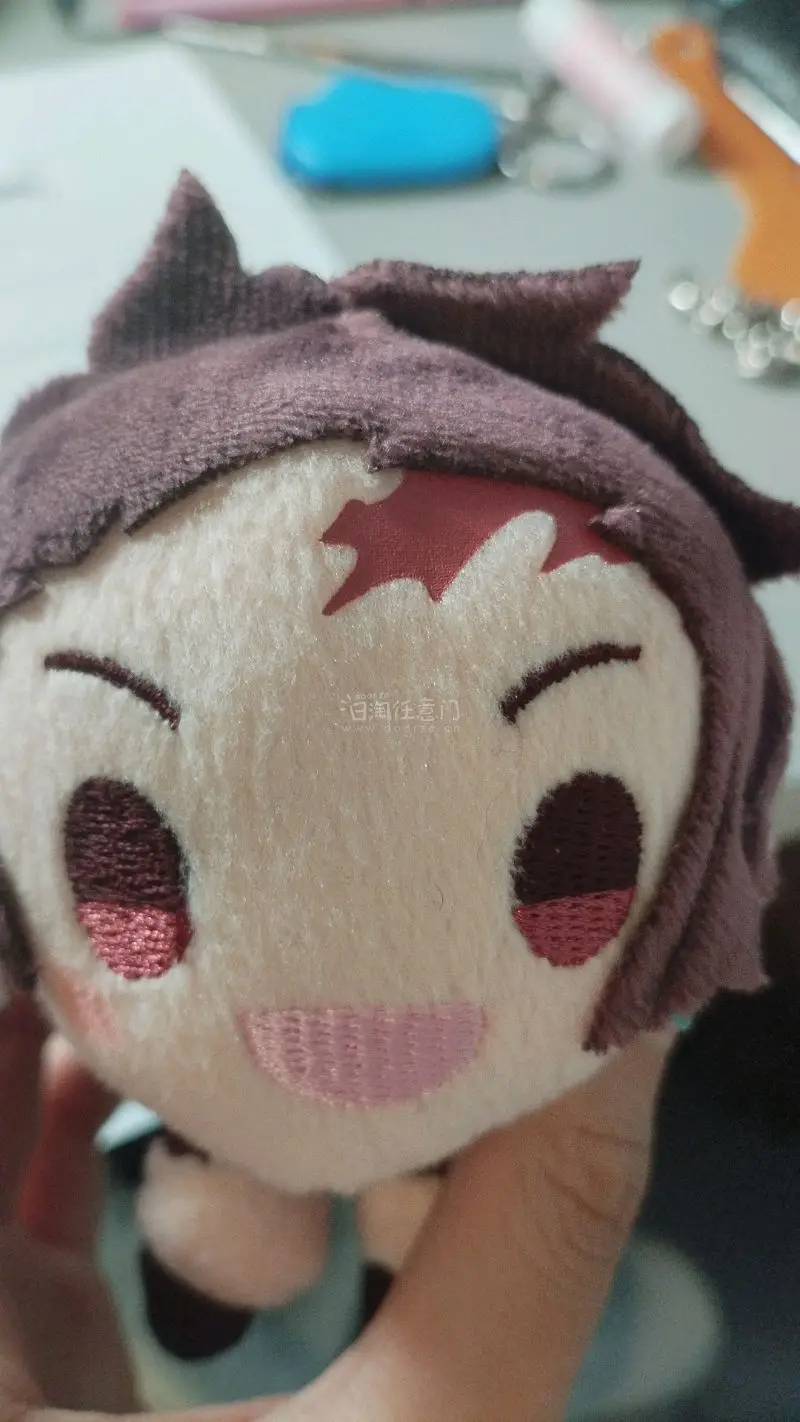 全程体验感拉满，完全超出预期！操作简单易懂，代切响应超快，沟通顺畅不费劲，不用自己费心沟通，省心又高效。
物流速度比想象中快很多，打包格外用心，气泡膜裹得严实，谷子到手完好无损，没有一点压痕瑕疵。商品状态和图片一致，品相超棒，终于蹲到心心念念的好物。
从下单到收货一...