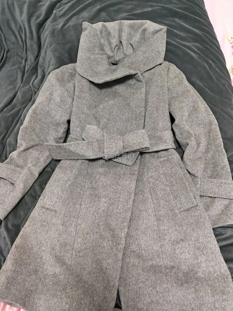 拍到了两只好价的娃，脸也很甜，乌萨奇小八妈妈爱你
还有一件阿迪的外套，配色特别亮眼我很喜欢，还有一件大衣料子特别舒服，质量也很好，很满意的一次购物！
物流方面依旧选择海运，用时二十多天，能省则省。
还有90天的免费储存期，攒够积分再发货更实惠！