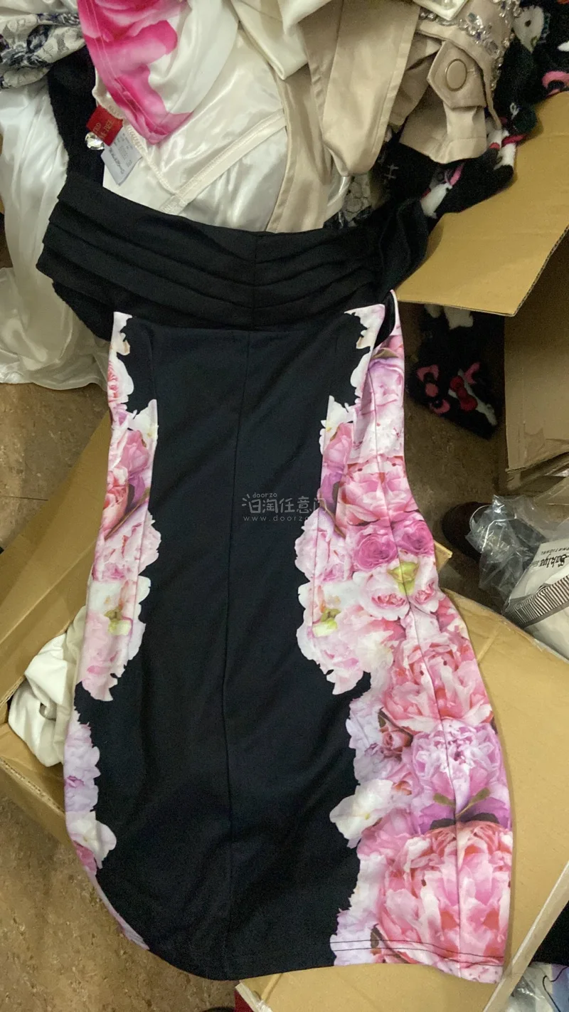 成功在挖煤姬安全下车！！体验感很好，从入库到发货差不多一周内就收到了！而且还送了很多优惠券真的爱死了！！包装的很严实！到手完好无损！日淘衣服认准挖煤姬