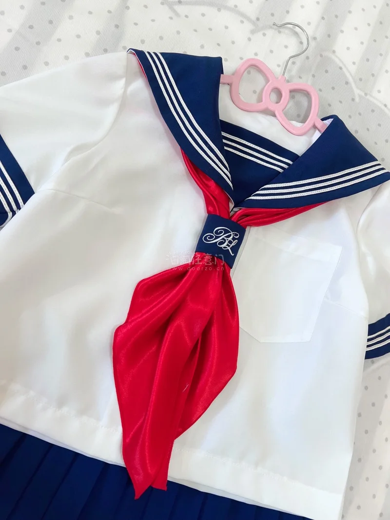 在挖煤姬上淘到宝了！从下单到收货整个过程都非常丝滑。卖家的宝贝描述得很清楚，实物和图片基本没差，甚至状态比想象中还好！包装也特别严实，里三层外三层，完全不用担心运输途中的磕碰。客服响应也很快，是个省心又靠谱的平台，下次还会再来！