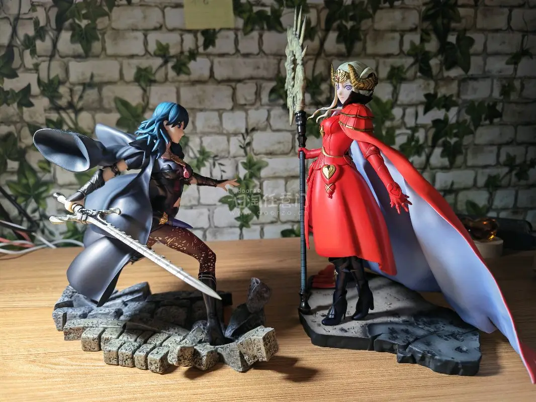 在amiami上买了一个全新的艾黛尔贾特。发货很快，气泡包的很扎实，商品完好无损，把艾尔和贝老师放在一起也是还原原著了