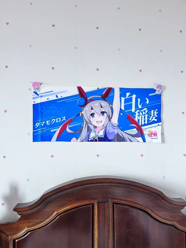 蹲了好久的手幅和吧唧终于切回来啦！速度还是一样的快，每次蹲好价和梦情都超方便，刷上新真的很快。谷子被保护的很好，这个泡沫纸令人安心。