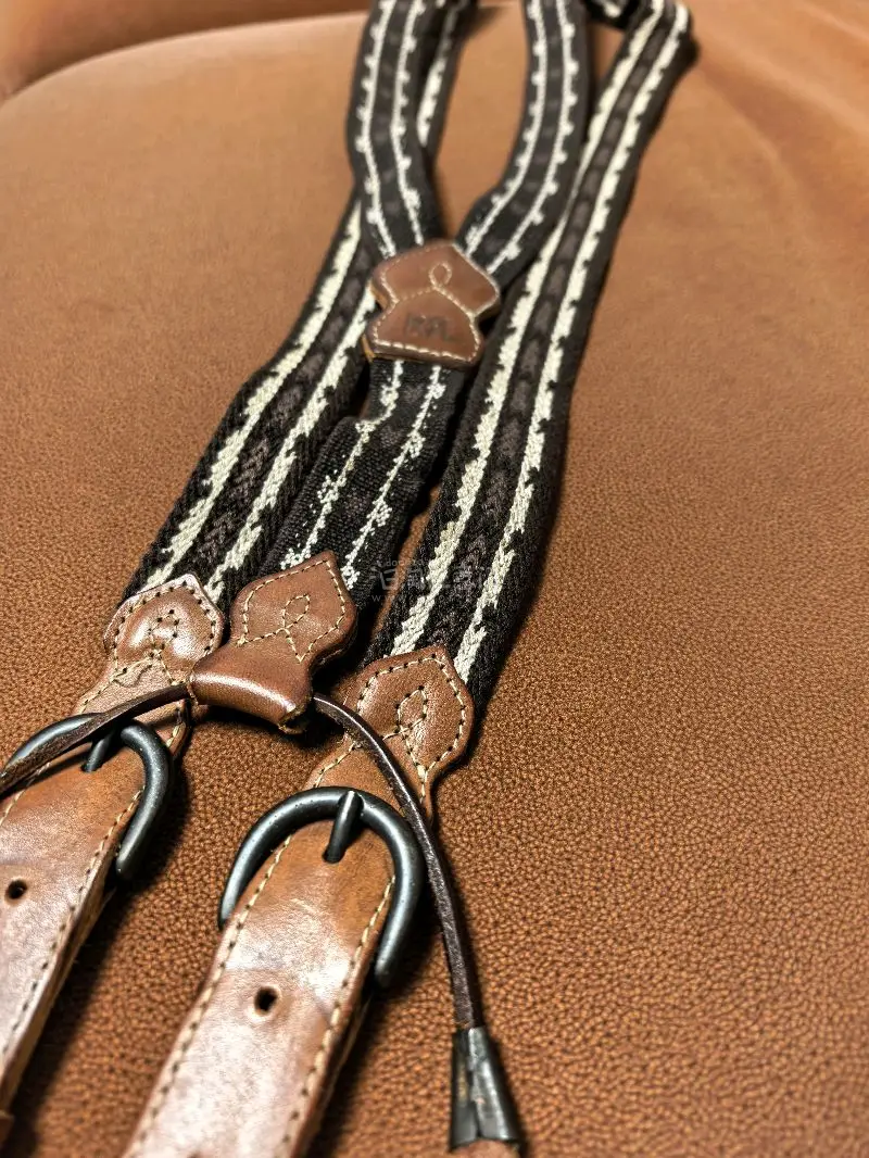 RRL的背带这条找了很久，终于得偿所愿，老货就是香，质感真的无敌。MFG休闲裤性价比不错，春秋天通勤很好，挖煤姬的效率还是很好的，继续关注