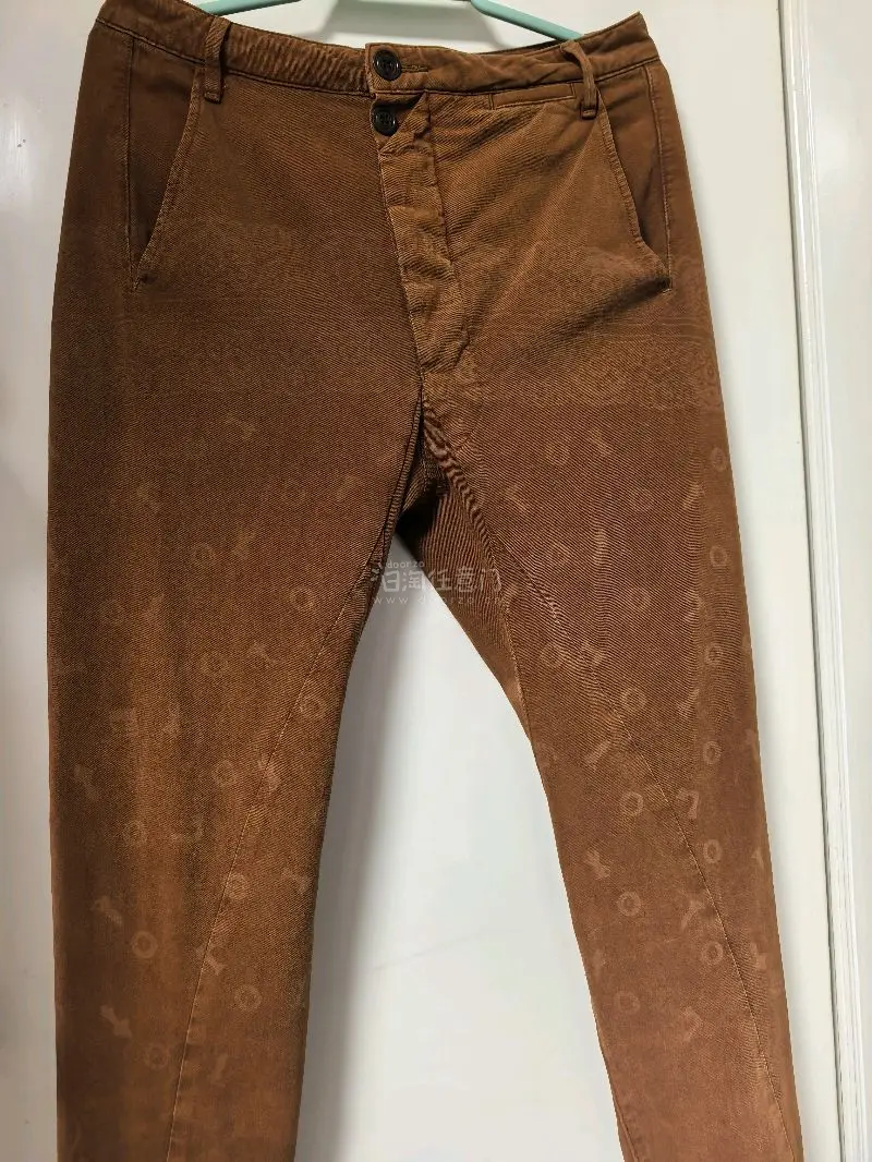 RRL的背带这条找了很久，终于得偿所愿，老货就是香，质感真的无敌。MFG休闲裤性价比不错，春秋天通勤很好，挖煤姬的效率还是很好的，继续关注