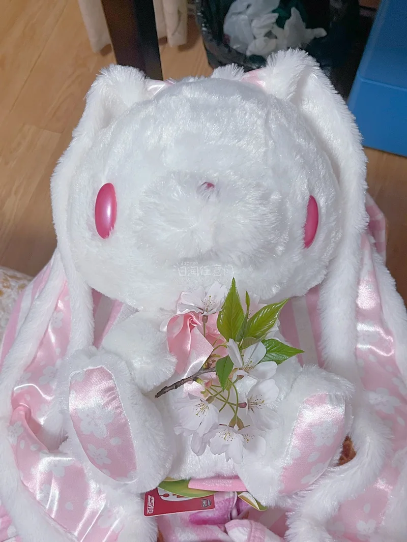 在挖煤姬搜索的时候看到了这一款樱花泛用兔 非常喜欢于是买下了！挖煤姬自动代买的速度很快立刻将拍下了非常令人安心?快递速率也很快差不多两三个星期就拿到手了～会继续使用挖煤姬的！